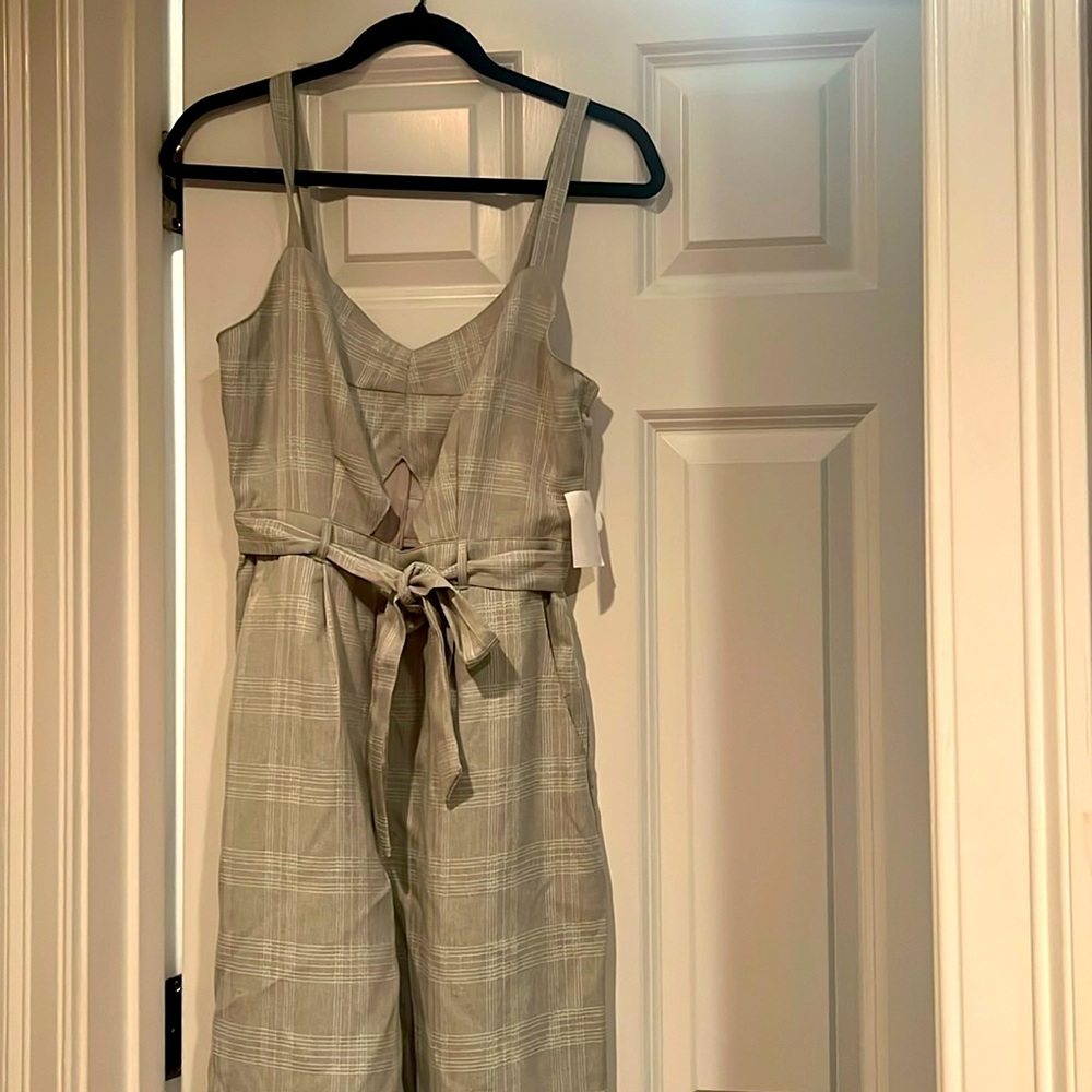 NWT- Charlotte Russe romper size M